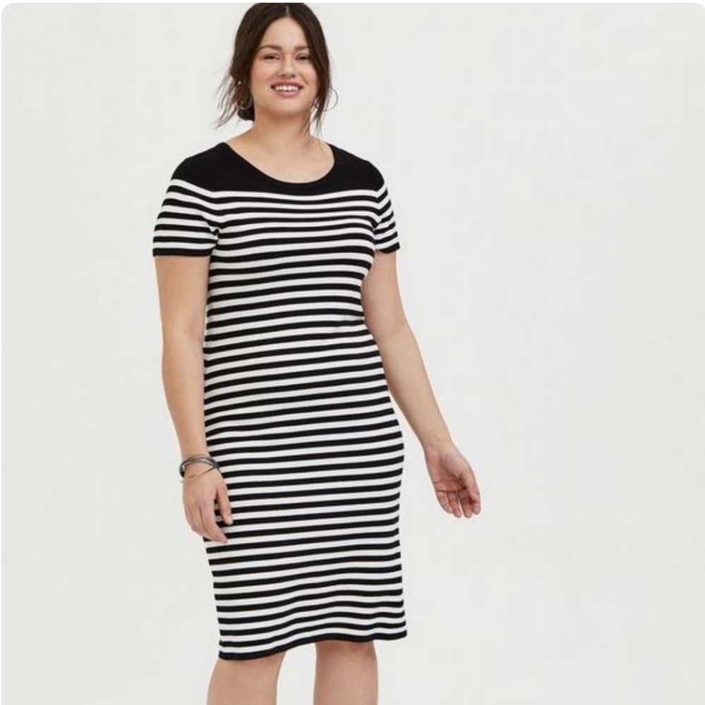Black & White Stripe Sweater-Knit Short Shift Dress 0X Torrid